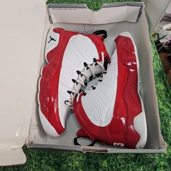 Nike Air Jordan 9 IX BG Retro Gym Red 302359-160  US Size 6.5Y (8 Wmns) CLEAN!!! - Picture 15 of 16